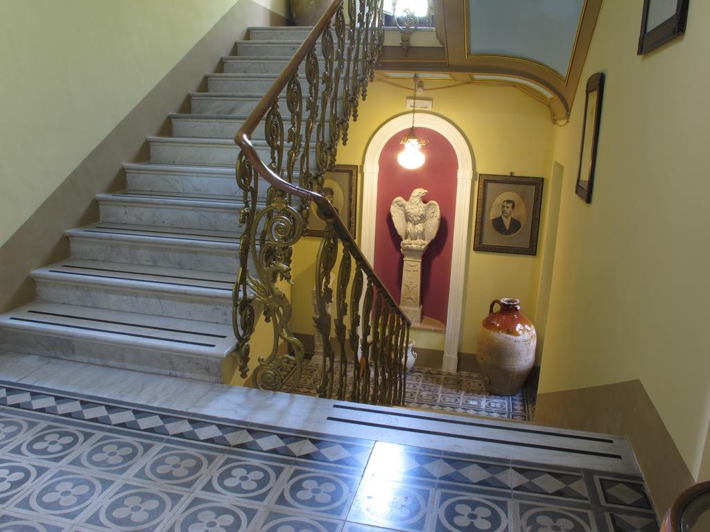 Palazzo Diamante Hotel Calascio Exterior photo