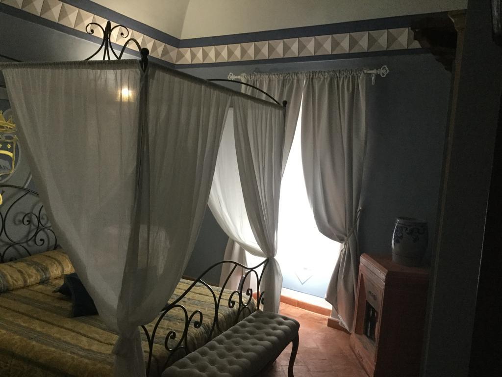 Palazzo Diamante Hotel Calascio Exterior photo
