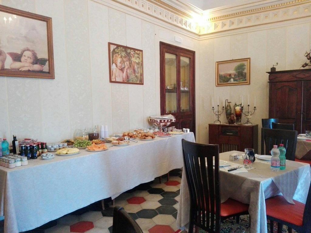 Palazzo Diamante Hotel Calascio Exterior photo